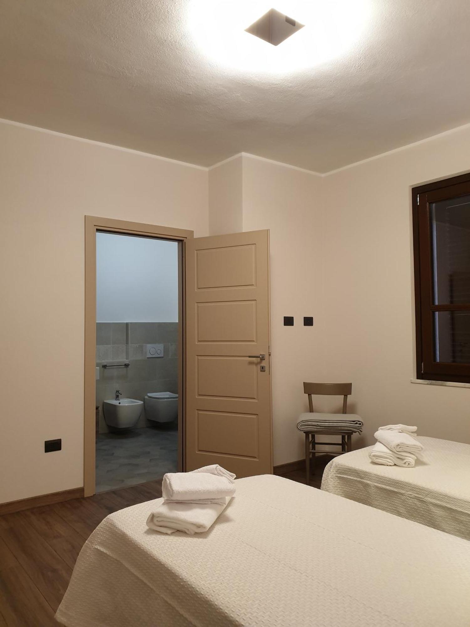 B&B Al Civico16 Guspini Exterior photo